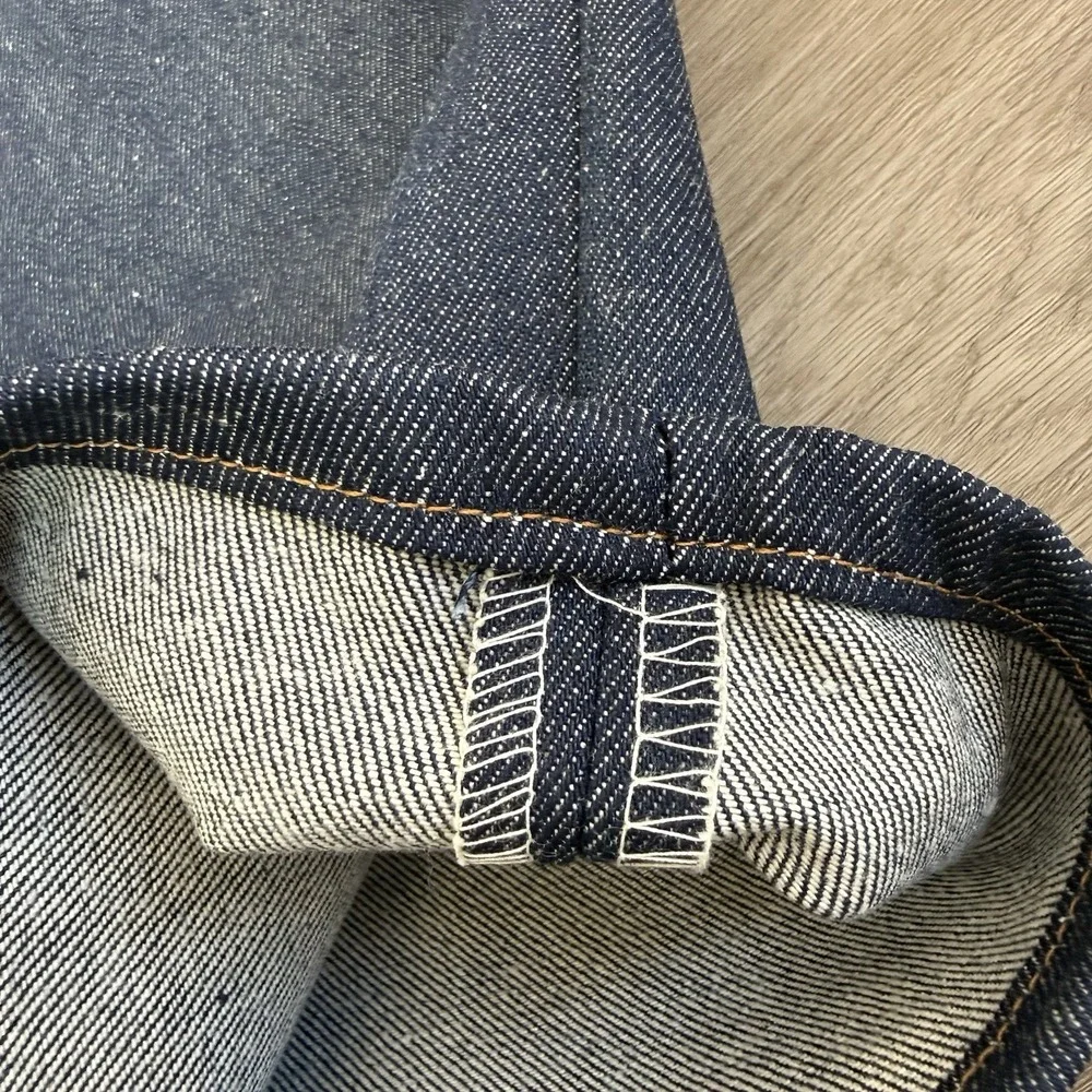 VTG Levis 501XX Shrink To Fit Jeans 35x33 Deadstock Raw Denim 2001 NOS 501 0000